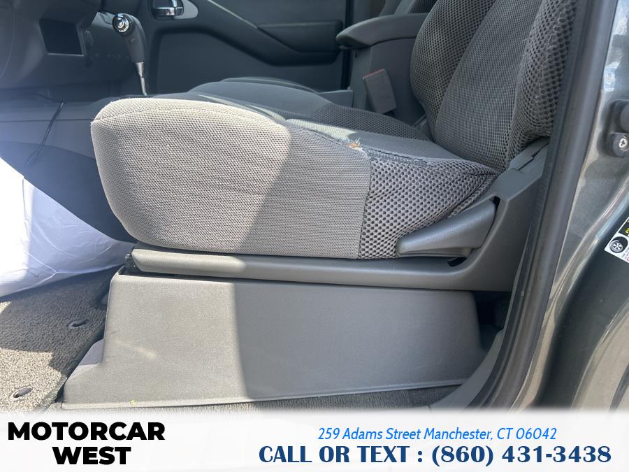 2008 Nissan Frontier 2WD Crew Cab SWB Auto SE, available for sale in Manchester, Connecticut | Motorcar West. Manchester, Connecticut 2008 Nissan Frontier 2WD Crew Cab SWB Auto SE, available for sale in Manchester, Connecticut | Motorcar West. Manchester, Connecticut