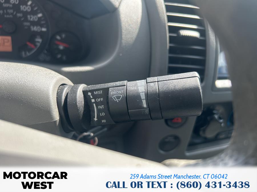 2008 Nissan Frontier 2WD Crew Cab SWB Auto SE, available for sale in Manchester, Connecticut | Motorcar West. Manchester, Connecticut 2008 Nissan Frontier 2WD Crew Cab SWB Auto SE, available for sale in Manchester, Connecticut | Motorcar West. Manchester, Connecticut