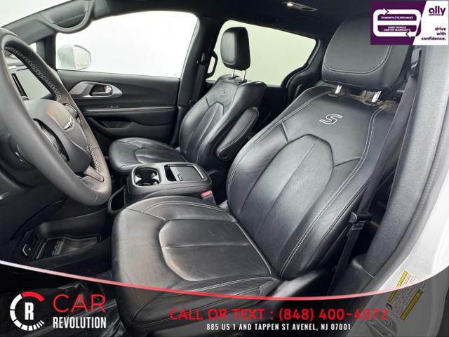 2022 Chrysler Pacifica Hybrid Hybrid Touring L, available for sale in Avenel, New Jersey | Car Revolution. Avenel, New Jersey 2022 Chrysler Pacifica Hybrid Hybrid Touring L, available for sale in Avenel, New Jersey | Car Revolution. Avenel, New Jersey