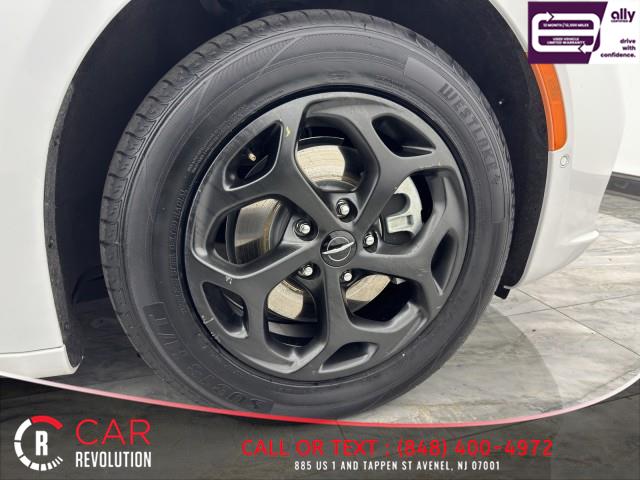 2022 Chrysler Pacifica Hybrid Hybrid Touring L, available for sale in Avenel, New Jersey | Car Revolution. Avenel, New Jersey 2022 Chrysler Pacifica Hybrid Hybrid Touring L, available for sale in Avenel, New Jersey | Car Revolution. Avenel, New Jersey