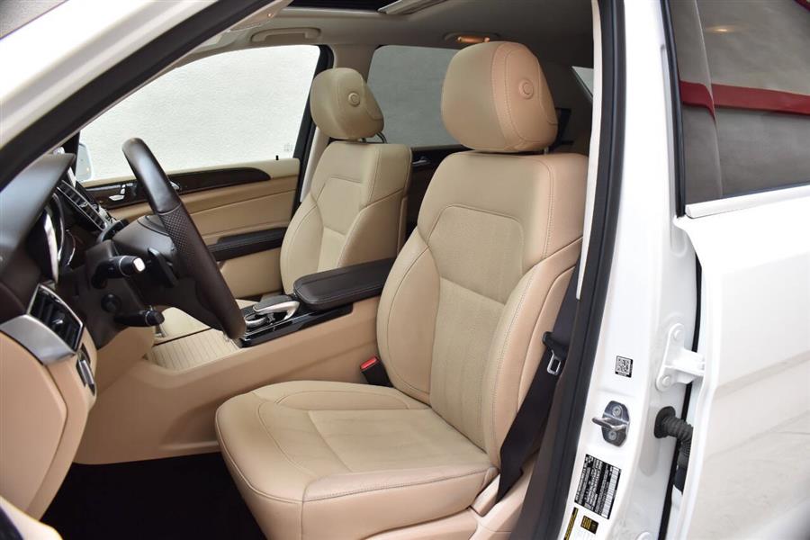 2019 Mercedes-benz Gle GLE 400 4MATIC AWD 4dr SUV, available for sale in Great Neck, New York | Camy Cars. Great Neck, New York 2019 Mercedes-benz Gle GLE 400 4MATIC AWD 4dr SUV, available for sale in Great Neck, New York | Camy Cars. Great Neck, New York