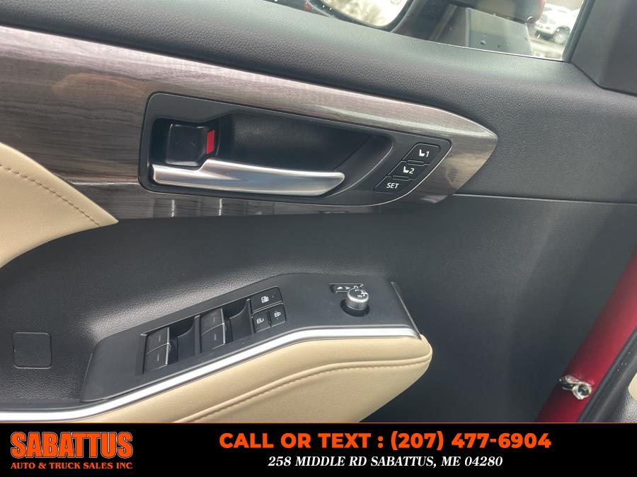 2023 Toyota Highlander Hybrid Limited AWD (Natl), available for sale in Sabattus, Maine | Sabattus Auto and Truck Sales Inc. Sabattus, Maine 2023 Toyota Highlander Hybrid Limited AWD (Natl), available for sale in Sabattus, Maine | Sabattus Auto and Truck Sales Inc. Sabattus, Maine