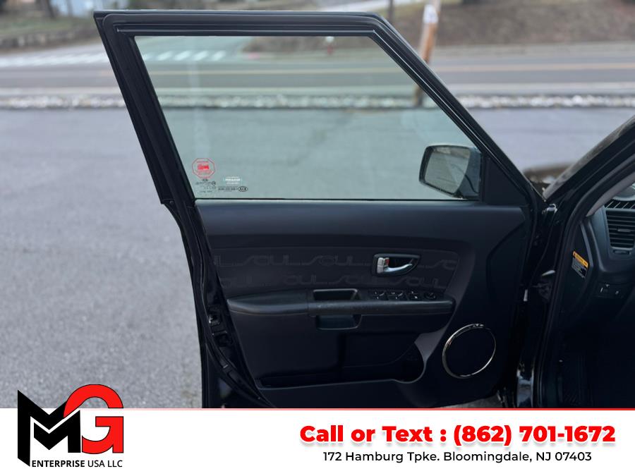 2012 Kia Soul 5dr Wgn Auto +, available for sale in Bloomingdale, New Jersey | MG Enterprise USA. Bloomingdale, New Jersey 2012 Kia Soul 5dr Wgn Auto +, available for sale in Bloomingdale, New Jersey | MG Enterprise USA. Bloomingdale, New Jersey
