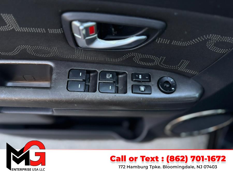 2012 Kia Soul 5dr Wgn Auto +, available for sale in Bloomingdale, New Jersey | MG Enterprise USA. Bloomingdale, New Jersey 2012 Kia Soul 5dr Wgn Auto +, available for sale in Bloomingdale, New Jersey | MG Enterprise USA. Bloomingdale, New Jersey