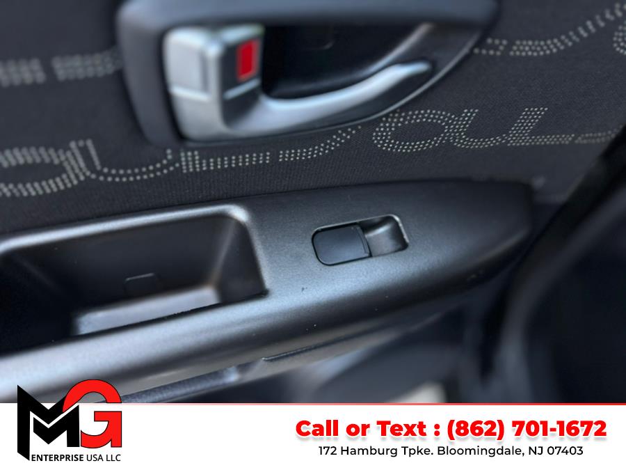 2012 Kia Soul 5dr Wgn Auto +, available for sale in Bloomingdale, New Jersey | MG Enterprise USA. Bloomingdale, New Jersey 2012 Kia Soul 5dr Wgn Auto +, available for sale in Bloomingdale, New Jersey | MG Enterprise USA. Bloomingdale, New Jersey