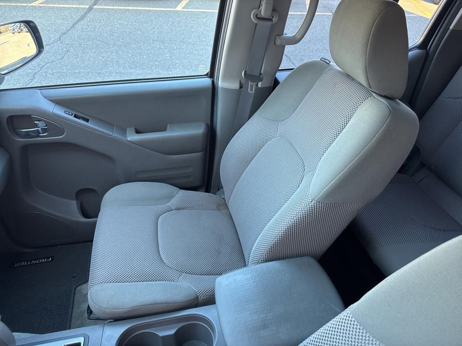 2018 Nissan Frontier Crew Cab 4x2 SV V6 Auto, available for sale in Waterbury, Connecticut | National Auto Brokers, Inc.. Waterbury, Connecticut 2018 Nissan Frontier Crew Cab 4x2 SV V6 Auto, available for sale in Waterbury, Connecticut | National Auto Brokers, Inc.. Waterbury, Connecticut