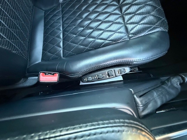 2015 Mercedes-Benz G-Class 4MATIC 4dr G 63 AMG, available for sale in Huntington Station, New York | Huntington Auto Mall. Huntington Station, New York 2015 Mercedes-Benz G-Class 4MATIC 4dr G 63 AMG, available for sale in Huntington Station, New York | Huntington Auto Mall. Huntington Station, New York