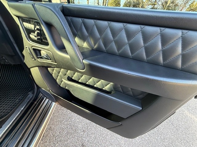 2015 Mercedes-Benz G-Class 4MATIC 4dr G 63 AMG, available for sale in Huntington Station, New York | Huntington Auto Mall. Huntington Station, New York 2015 Mercedes-Benz G-Class 4MATIC 4dr G 63 AMG, available for sale in Huntington Station, New York | Huntington Auto Mall. Huntington Station, New York