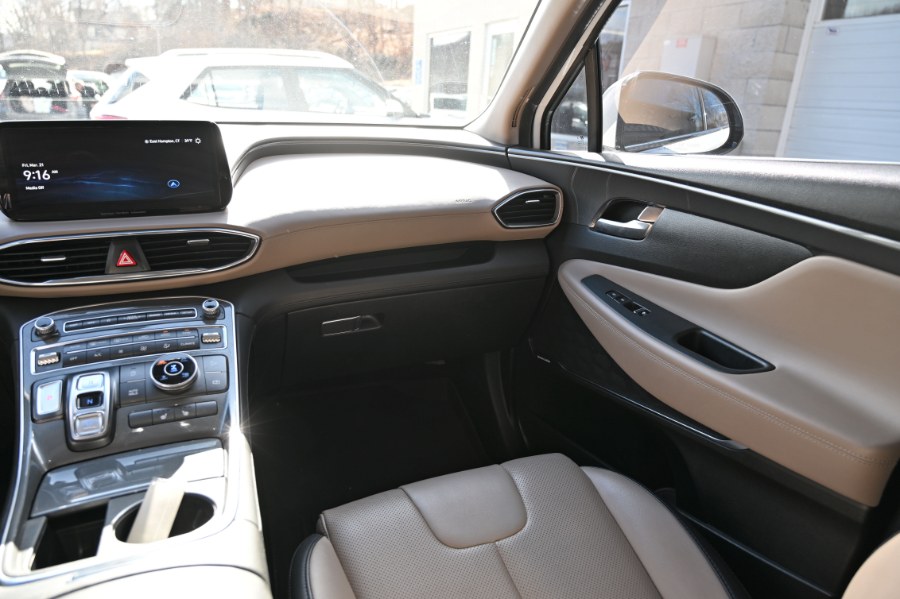 2023 Hyundai Santa Fe SEL AWD, available for sale in Waterbury, Connecticut | Highline Car Connection. Waterbury, Connecticut 2023 Hyundai Santa Fe SEL AWD, available for sale in Waterbury, Connecticut | Highline Car Connection. Waterbury, Connecticut