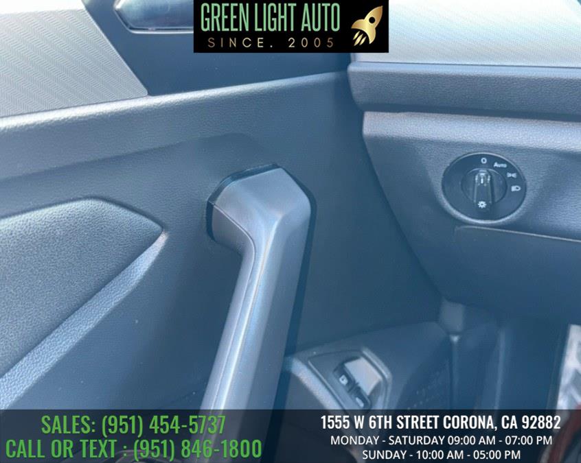 2021 Volkswagen Jetta SE Auto, available for sale in Corona, California | Green Light Auto. Corona, California 2021 Volkswagen Jetta SE Auto, available for sale in Corona, California | Green Light Auto. Corona, California