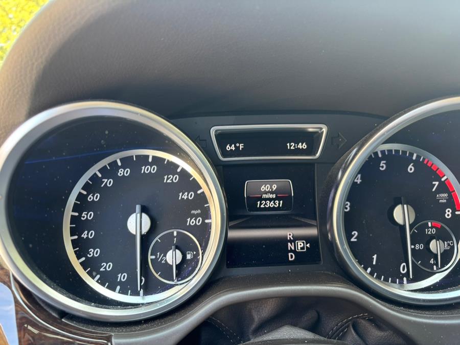 2013 Mercedes-Benz M-Class 4MATIC 4dr ML350, available for sale in Somers, Connecticut | Four Town Motors LLC. Somers, Connecticut 2013 Mercedes-Benz M-Class 4MATIC 4dr ML350, available for sale in Somers, Connecticut | Four Town Motors LLC. Somers, Connecticut