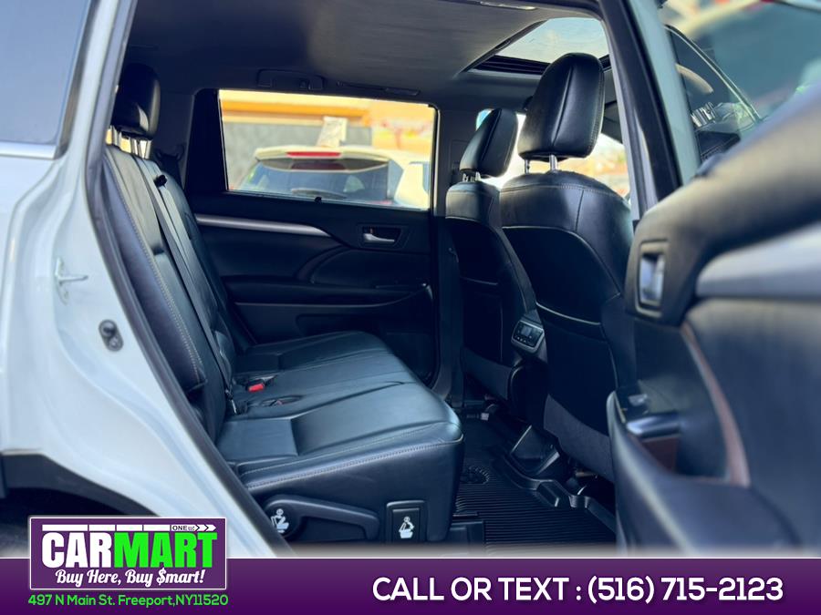 2017 Toyota Highlander XLE V6 AWD (Natl), available for sale in Freeport, New York | Carmart One LLC. Freeport, New York 2017 Toyota Highlander XLE V6 AWD (Natl), available for sale in Freeport, New York | Carmart One LLC. Freeport, New York