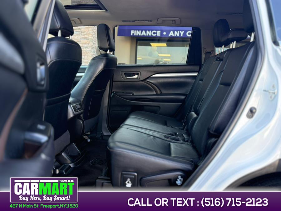 2017 Toyota Highlander XLE V6 AWD (Natl), available for sale in Freeport, New York | Carmart One LLC. Freeport, New York 2017 Toyota Highlander XLE V6 AWD (Natl), available for sale in Freeport, New York | Carmart One LLC. Freeport, New York