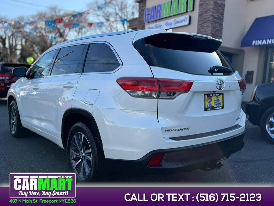 2017 Toyota Highlander XLE V6 AWD (Natl), available for sale in Freeport, New York | Carmart One LLC. Freeport, New York 2017 Toyota Highlander XLE V6 AWD (Natl), available for sale in Freeport, New York | Carmart One LLC. Freeport, New York