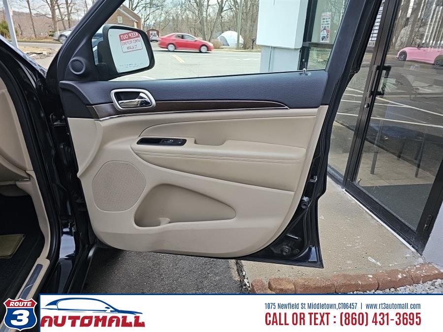 2015 Jeep Grand Cherokee 4WD 4dr Limited, available for sale in Middletown, Connecticut | RT 3 AUTO MALL LLC. Middletown, Connecticut 2015 Jeep Grand Cherokee 4WD 4dr Limited, available for sale in Middletown, Connecticut | RT 3 AUTO MALL LLC. Middletown, Connecticut