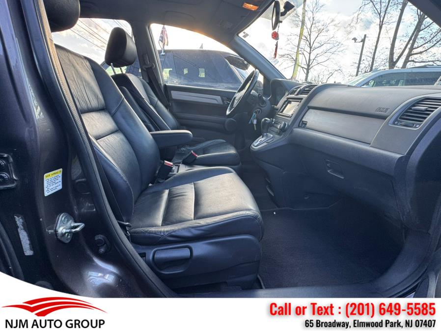 2011 Honda CR-V 4WD 5dr EX-L w/Navi, available for sale in Elmwood Park, New Jersey | NJM Auto Group. Elmwood Park, New Jersey 2011 Honda CR-V 4WD 5dr EX-L w/Navi, available for sale in Elmwood Park, New Jersey | NJM Auto Group. Elmwood Park, New Jersey