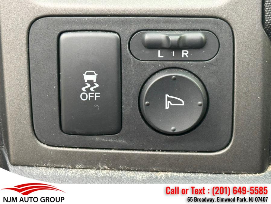 2011 Honda CR-V 4WD 5dr EX-L w/Navi, available for sale in Elmwood Park, New Jersey | NJM Auto Group. Elmwood Park, New Jersey 2011 Honda CR-V 4WD 5dr EX-L w/Navi, available for sale in Elmwood Park, New Jersey | NJM Auto Group. Elmwood Park, New Jersey