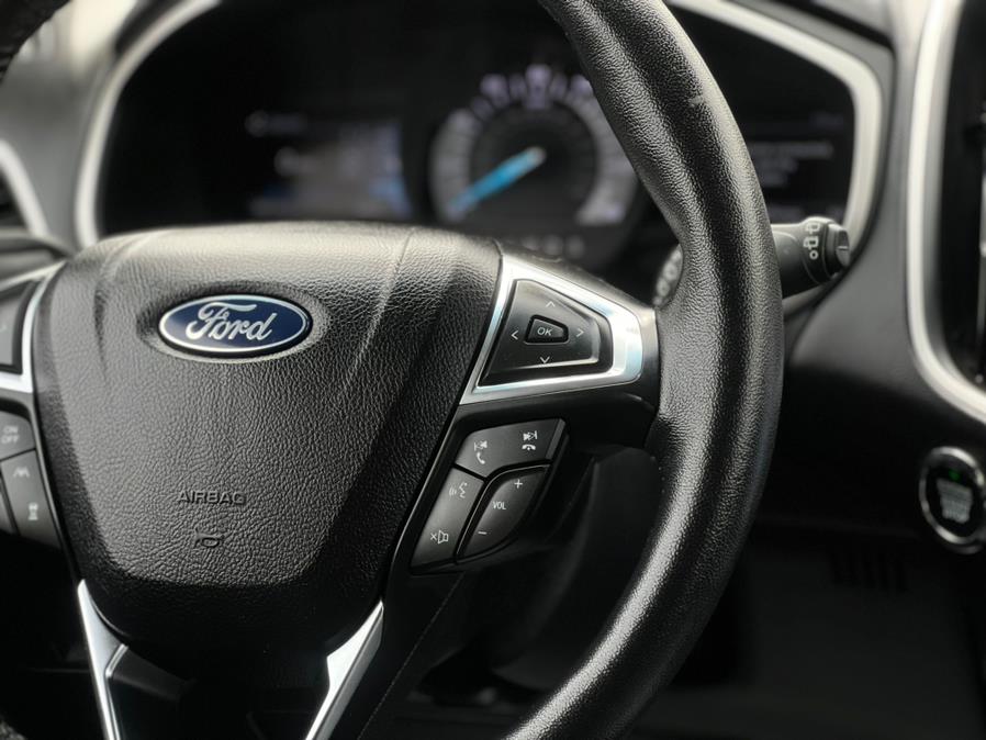 2021 Ford Edge SEL AWD, available for sale in Paterson, New Jersey | Speedway Motors LLC. Paterson, New Jersey 2021 Ford Edge SEL AWD, available for sale in Paterson, New Jersey | Speedway Motors LLC. Paterson, New Jersey