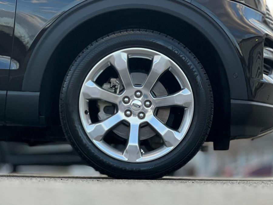 2020 Ford Explorer Platinum 4WD, available for sale in Paterson, New Jersey | Speedway Motors LLC. Paterson, New Jersey 2020 Ford Explorer Platinum 4WD, available for sale in Paterson, New Jersey | Speedway Motors LLC. Paterson, New Jersey
