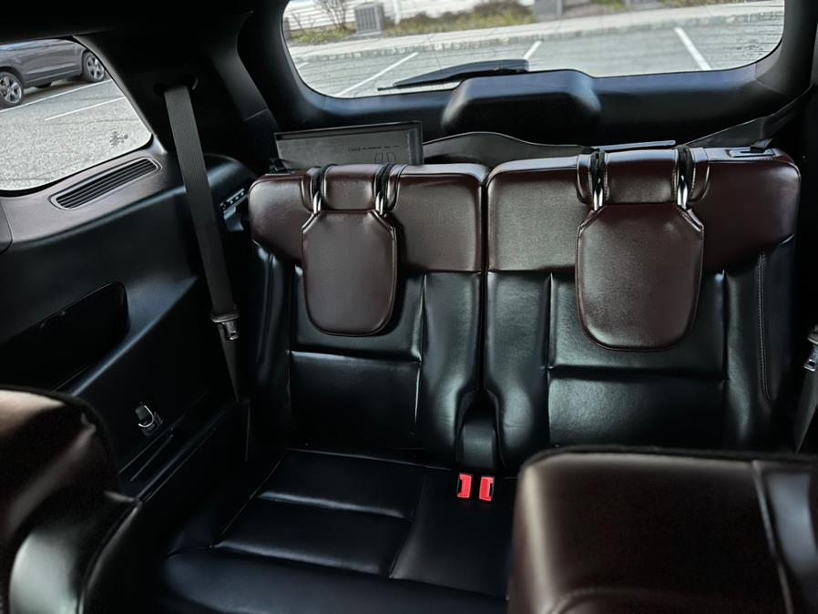 2020 Ford Explorer Platinum 4WD, available for sale in Paterson, New Jersey | Speedway Motors LLC. Paterson, New Jersey 2020 Ford Explorer Platinum 4WD, available for sale in Paterson, New Jersey | Speedway Motors LLC. Paterson, New Jersey