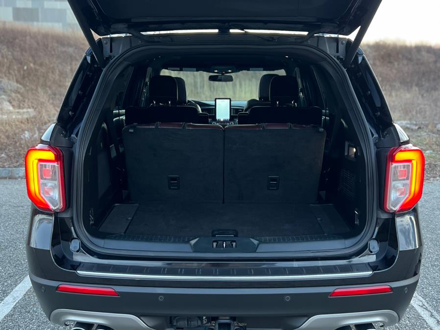2020 Ford Explorer Platinum 4WD, available for sale in Paterson, New Jersey | Speedway Motors LLC. Paterson, New Jersey 2020 Ford Explorer Platinum 4WD, available for sale in Paterson, New Jersey | Speedway Motors LLC. Paterson, New Jersey