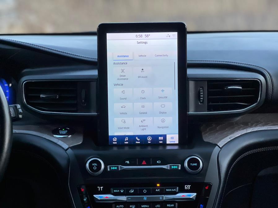 2020 Ford Explorer Platinum 4WD, available for sale in Paterson, New Jersey | Speedway Motors LLC. Paterson, New Jersey 2020 Ford Explorer Platinum 4WD, available for sale in Paterson, New Jersey | Speedway Motors LLC. Paterson, New Jersey