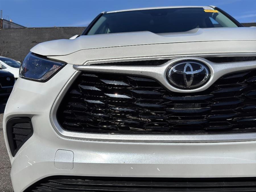2022 Toyota Highlander L, available for sale in Woodside, New York | Drive Central. Woodside, New York 2022 Toyota Highlander L, available for sale in Woodside, New York | Drive Central. Woodside, New York