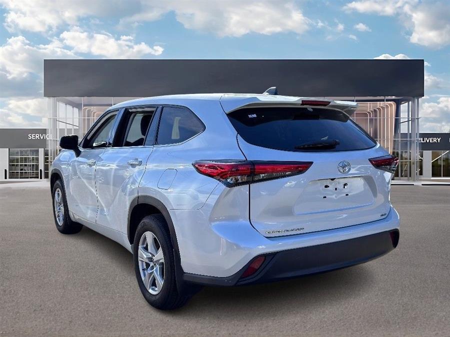 2022 Toyota Highlander L, available for sale in Woodside, New York | Drive Central. Woodside, New York 2022 Toyota Highlander L, available for sale in Woodside, New York | Drive Central. Woodside, New York