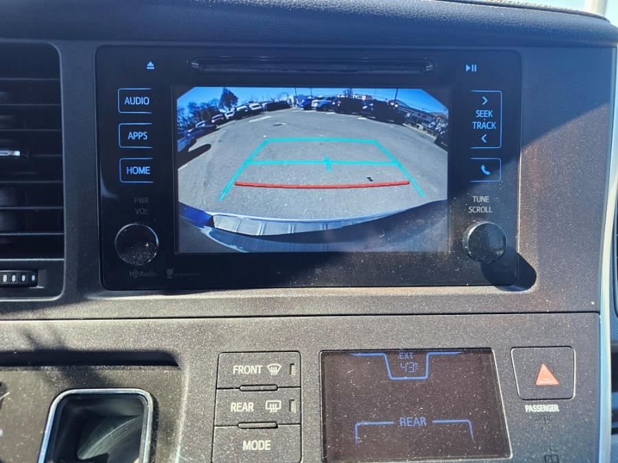 2015 Toyota Sienna 5dr 8-Pass Van XLE Premium FWD (Natl), available for sale in Rosedale, New York | Sunrise Auto Sales. Rosedale, New York 2015 Toyota Sienna 5dr 8-Pass Van XLE Premium FWD (Natl), available for sale in Rosedale, New York | Sunrise Auto Sales. Rosedale, New York