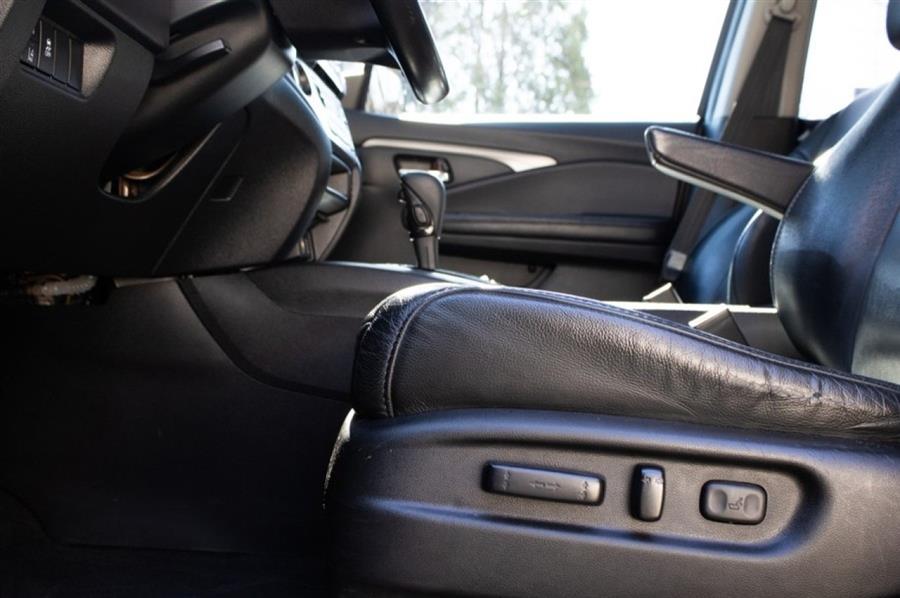 2019 Honda Pilot EX-L AWD, available for sale in Woodside, New York | Drive Central. Woodside, New York 2019 Honda Pilot EX-L AWD, available for sale in Woodside, New York | Drive Central. Woodside, New York