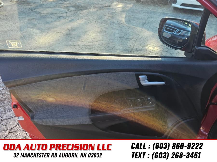 2013 Honda Insight 5dr CVT EX w/Navi, available for sale in Auburn, New Hampshire | ODA Auto Precision LLC. Auburn, New Hampshire 2013 Honda Insight 5dr CVT EX w/Navi, available for sale in Auburn, New Hampshire | ODA Auto Precision LLC. Auburn, New Hampshire