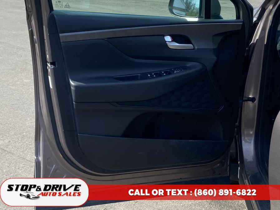 2019 Hyundai Santa Fe SE 2.4L Auto AWD, available for sale in East Windsor, Connecticut | Stop & Drive Auto Sales. East Windsor, Connecticut 2019 Hyundai Santa Fe SE 2.4L Auto AWD, available for sale in East Windsor, Connecticut | Stop & Drive Auto Sales. East Windsor, Connecticut