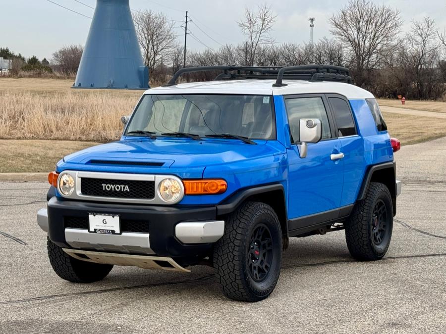 2007 Toyota Fj Cruiser Base, available for sale in Darien, Wisconsin | Geneva Motor Cars. Darien, Wisconsin 2007 Toyota Fj Cruiser Base, available for sale in Darien, Wisconsin | Geneva Motor Cars. Darien, Wisconsin