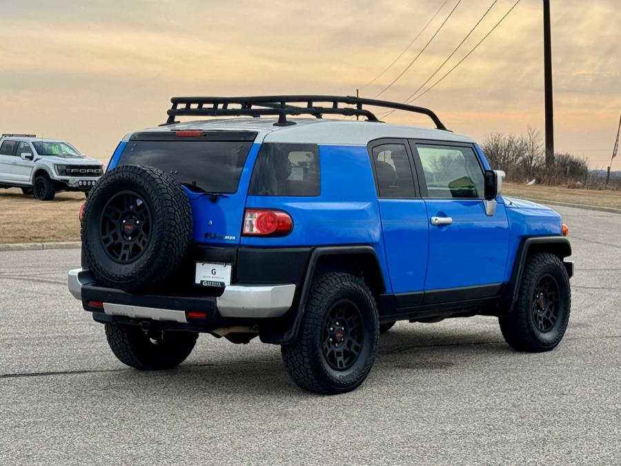 2007 Toyota Fj Cruiser Base, available for sale in Darien, Wisconsin | Geneva Motor Cars. Darien, Wisconsin 2007 Toyota Fj Cruiser Base, available for sale in Darien, Wisconsin | Geneva Motor Cars. Darien, Wisconsin