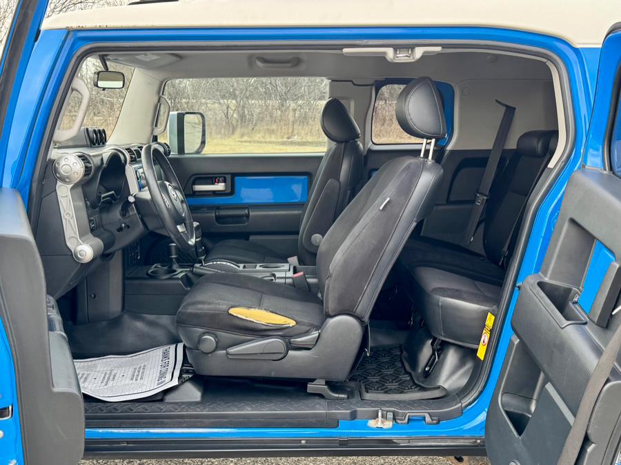 2007 Toyota Fj Cruiser Base, available for sale in Darien, Wisconsin | Geneva Motor Cars. Darien, Wisconsin 2007 Toyota Fj Cruiser Base, available for sale in Darien, Wisconsin | Geneva Motor Cars. Darien, Wisconsin