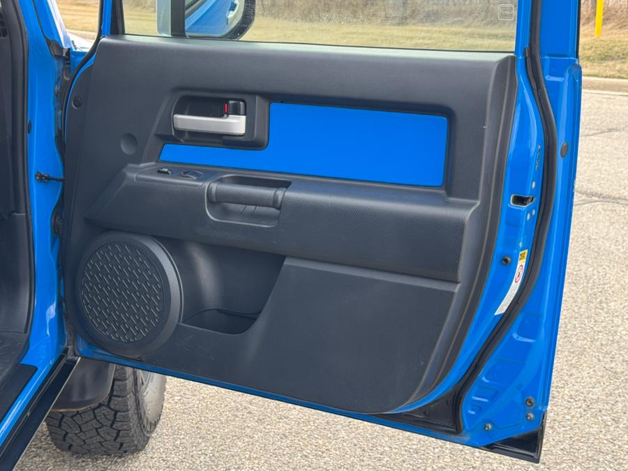 2007 Toyota Fj Cruiser Base, available for sale in Darien, Wisconsin | Geneva Motor Cars. Darien, Wisconsin 2007 Toyota Fj Cruiser Base, available for sale in Darien, Wisconsin | Geneva Motor Cars. Darien, Wisconsin