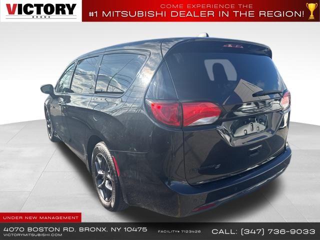 2020 Chrysler Pacifica Touring, available for sale in Floral Park, New York | Shop Auto NY. Floral Park, New York 2020 Chrysler Pacifica Touring, available for sale in Floral Park, New York | Shop Auto NY. Floral Park, New York
