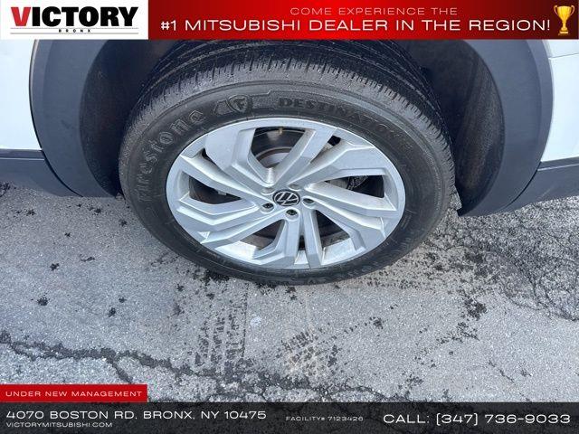 2021 Volkswagen Atlas 3.6L V6 SE w/Technology, available for sale in Floral Park, New York | Shop Auto NY. Floral Park, New York 2021 Volkswagen Atlas 3.6L V6 SE w/Technology, available for sale in Floral Park, New York | Shop Auto NY. Floral Park, New York