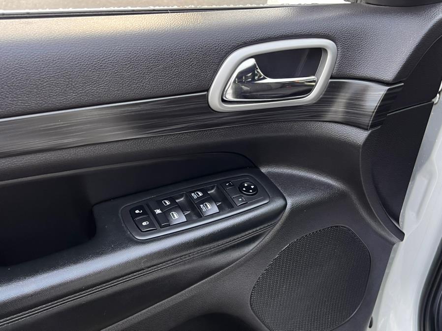 2019 Jeep Grand Cherokee Altitude 4x4, available for sale in Union, New Jersey | Drive Auto Boutique. Union, New Jersey 2019 Jeep Grand Cherokee Altitude 4x4, available for sale in Union, New Jersey | Drive Auto Boutique. Union, New Jersey