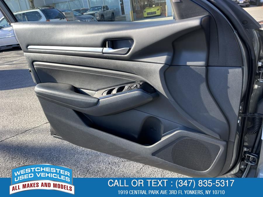 2021 Nissan Altima 2.5 SV, available for sale in Yonkers, New York | Apex Westchester Used Vehicles. Yonkers, New York 2021 Nissan Altima 2.5 SV, available for sale in Yonkers, New York | Apex Westchester Used Vehicles. Yonkers, New York