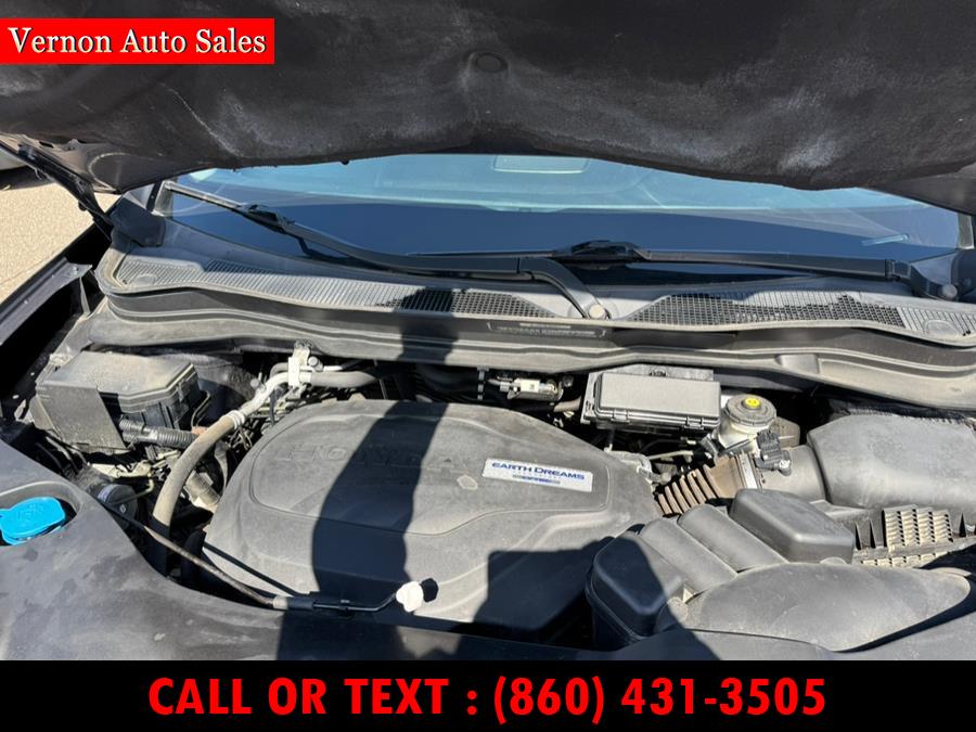 2018 Honda Ridgeline RTL-E AWD, available for sale in Manchester, Connecticut | Vernon Auto Sale & Service. Manchester, Connecticut 2018 Honda Ridgeline RTL-E AWD, available for sale in Manchester, Connecticut | Vernon Auto Sale & Service. Manchester, Connecticut