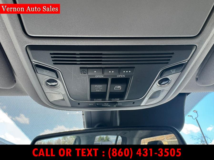 2018 Honda Ridgeline RTL-E AWD, available for sale in Manchester, Connecticut | Vernon Auto Sale & Service. Manchester, Connecticut 2018 Honda Ridgeline RTL-E AWD, available for sale in Manchester, Connecticut | Vernon Auto Sale & Service. Manchester, Connecticut