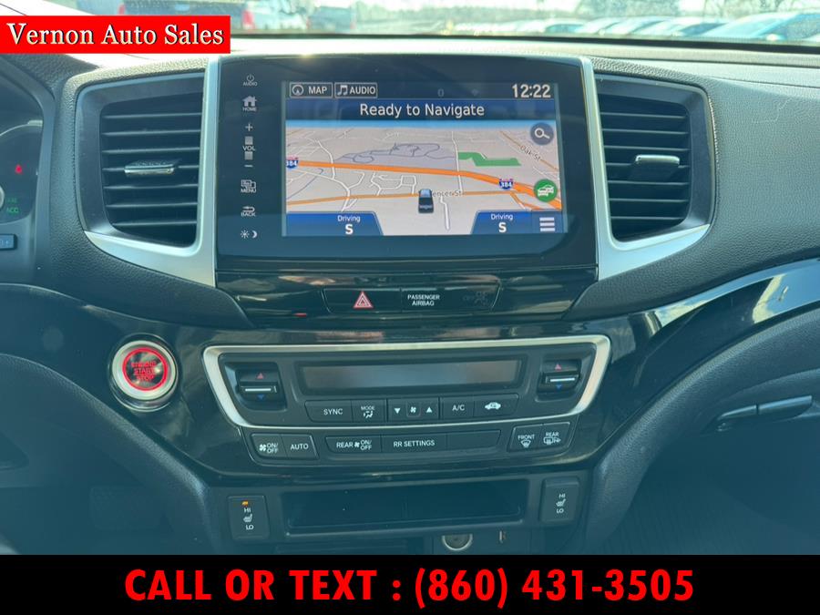 2018 Honda Ridgeline RTL-E AWD, available for sale in Manchester, Connecticut | Vernon Auto Sale & Service. Manchester, Connecticut 2018 Honda Ridgeline RTL-E AWD, available for sale in Manchester, Connecticut | Vernon Auto Sale & Service. Manchester, Connecticut