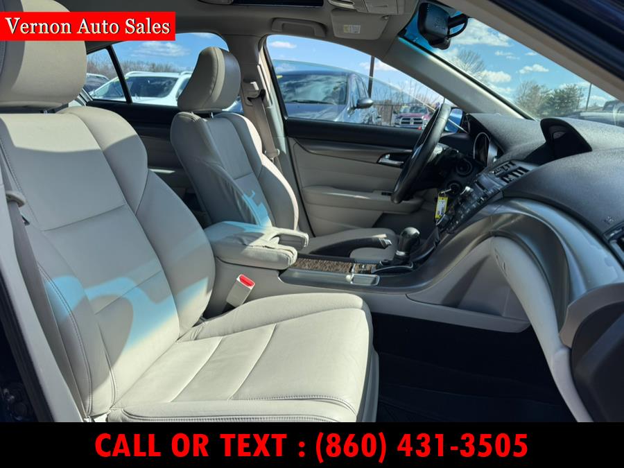 2013 Acura TL 4dr Sdn Auto 2WD, available for sale in Manchester, Connecticut | Vernon Auto Sale & Service. Manchester, Connecticut 2013 Acura TL 4dr Sdn Auto 2WD, available for sale in Manchester, Connecticut | Vernon Auto Sale & Service. Manchester, Connecticut