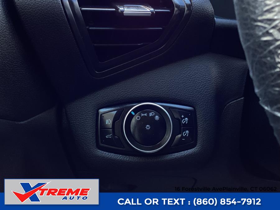 2017 Ford Escape SE 4WD, available for sale in Plainville, Connecticut | Xtreme Auto. Plainville, Connecticut 2017 Ford Escape SE 4WD, available for sale in Plainville, Connecticut | Xtreme Auto. Plainville, Connecticut