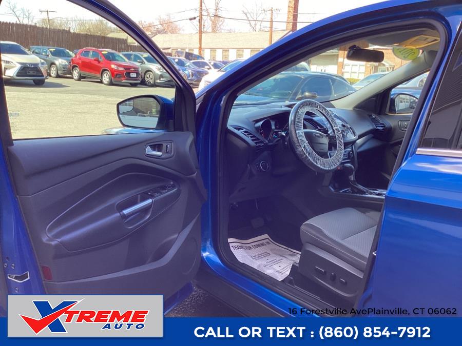 2017 Ford Escape SE 4WD, available for sale in Plainville, Connecticut | Xtreme Auto. Plainville, Connecticut 2017 Ford Escape SE 4WD, available for sale in Plainville, Connecticut | Xtreme Auto. Plainville, Connecticut