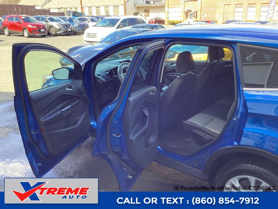 2017 Ford Escape SE 4WD, available for sale in Plainville, Connecticut | Xtreme Auto. Plainville, Connecticut 2017 Ford Escape SE 4WD, available for sale in Plainville, Connecticut | Xtreme Auto. Plainville, Connecticut