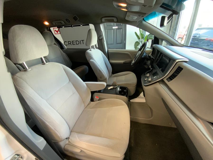 2015 Toyota Sienna 5dr 8-Pass Van LE FWD (Natl), available for sale in Hartford, Connecticut | Franklin Motors Auto Sales LLC. Hartford, Connecticut 2015 Toyota Sienna 5dr 8-Pass Van LE FWD (Natl), available for sale in Hartford, Connecticut | Franklin Motors Auto Sales LLC. Hartford, Connecticut