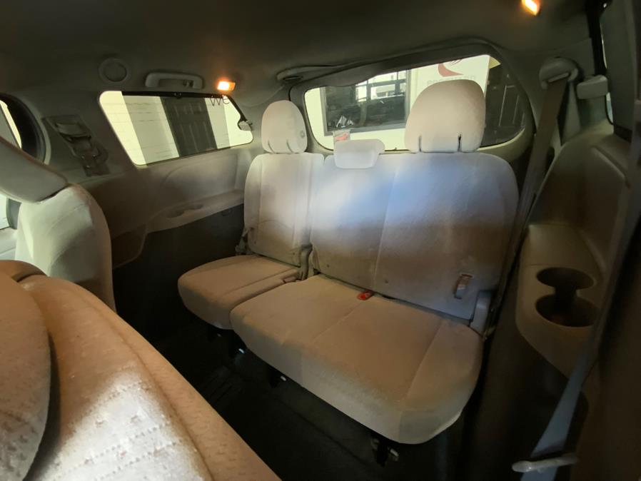 2015 Toyota Sienna 5dr 8-Pass Van LE FWD (Natl), available for sale in Hartford, Connecticut | Franklin Motors Auto Sales LLC. Hartford, Connecticut 2015 Toyota Sienna 5dr 8-Pass Van LE FWD (Natl), available for sale in Hartford, Connecticut | Franklin Motors Auto Sales LLC. Hartford, Connecticut