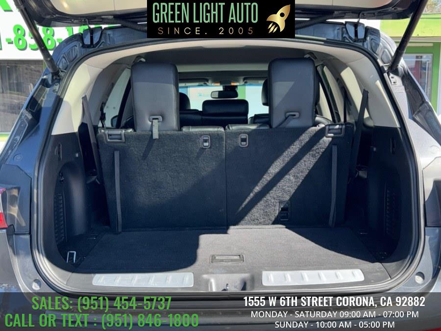 2014 INFINITI QX60 FWD 4dr, available for sale in Corona, California | Green Light Auto. Corona, California 2014 INFINITI QX60 FWD 4dr, available for sale in Corona, California | Green Light Auto. Corona, California
